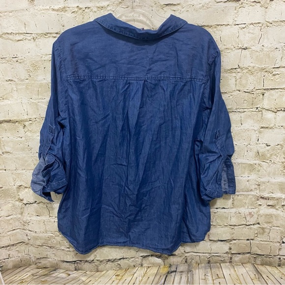 Roamans Blue Denim Look Cotton Floral Cut Out V Neck Button Up - Picture 4 of 6